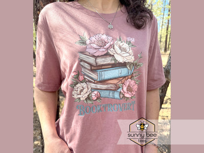 "Booktrovert" Introvert Book Lover T-shirt